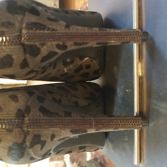 Jessica Simpson Erlene Bootie - Picture 6 of 7